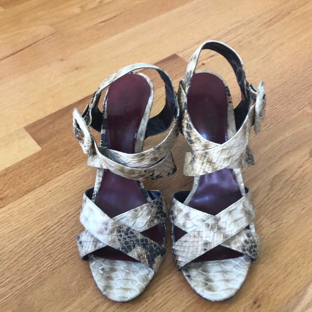 Pretty Snakeskin Pattern Heels - image 1